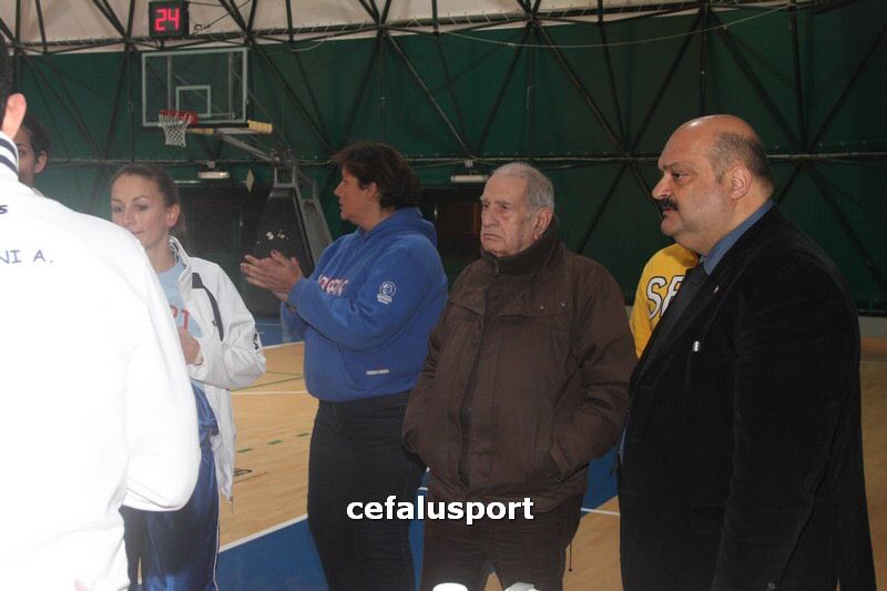120218 basket 114_tn.jpg